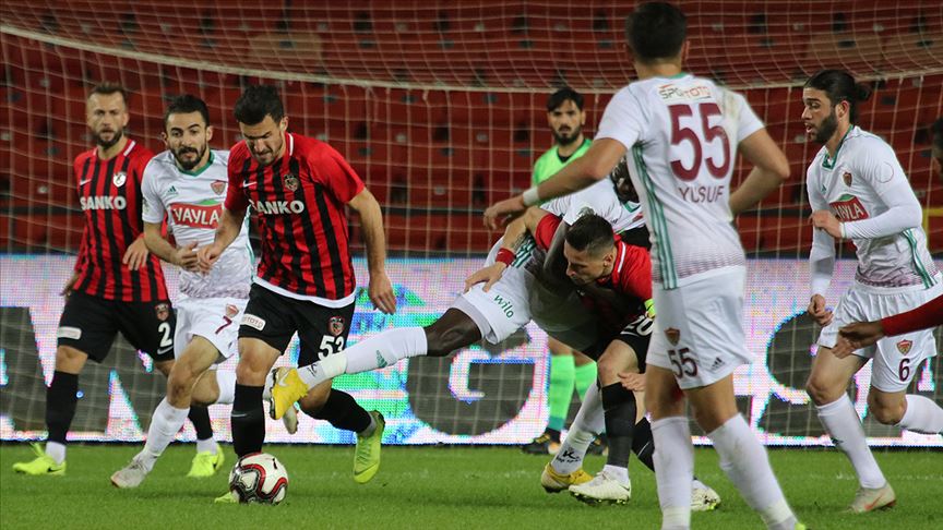 Süper Lig e çıkacak son takım belli oluyor